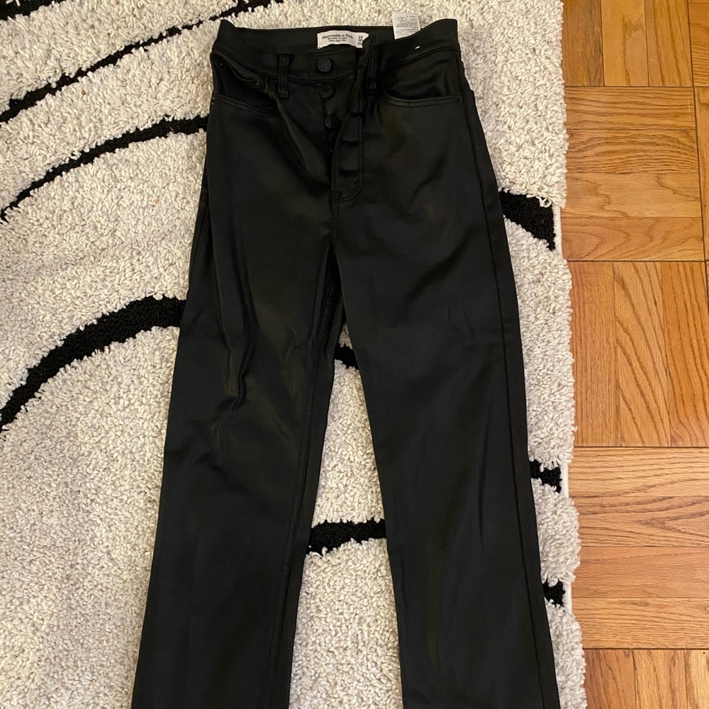 Ultra High Rise Ankle Straight Jeans